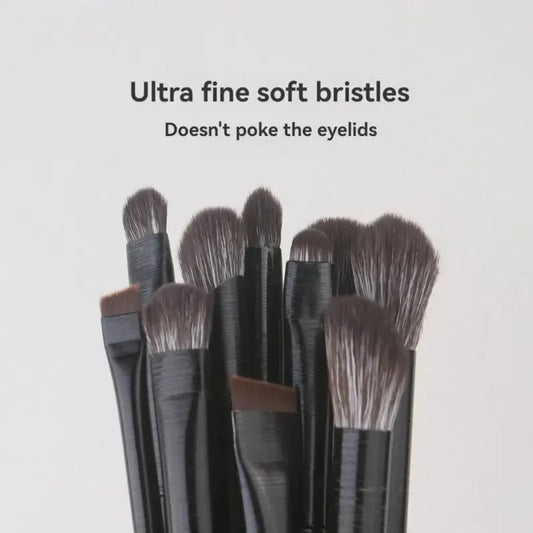SleepyChic Eyeshadow Brushes 10 Pack Plus 5 FREE Face Sponges